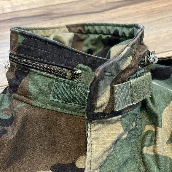 Army Camouflage Cold Weather Field Coat Jacket MEDIUM Reg Full Zip Hidden Hood - Picture 5 of 13